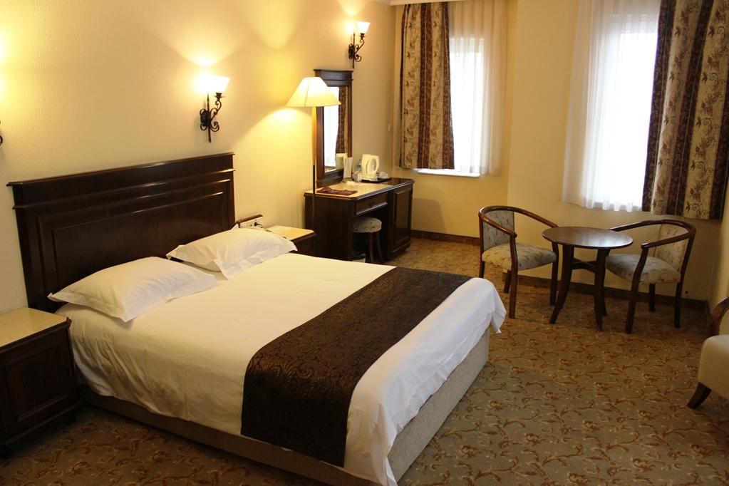 Montania Town Hotel Mudanya Quarto foto